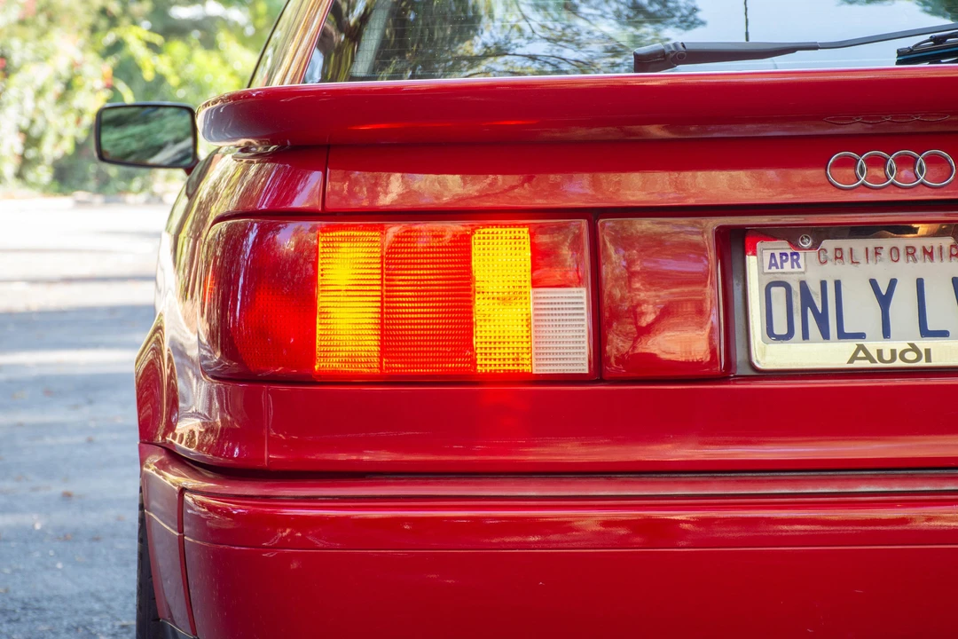 1990 Audi Coupe & Cabriolet - Image 31 of 31