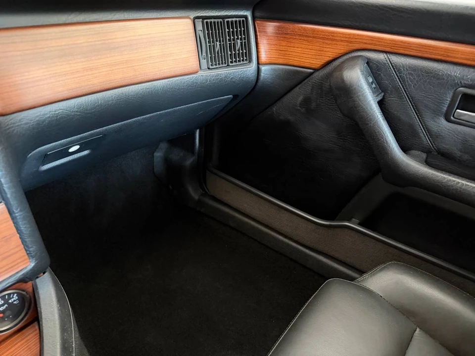 1990 Audi Coupe & Cabriolet - Image 16 of 22