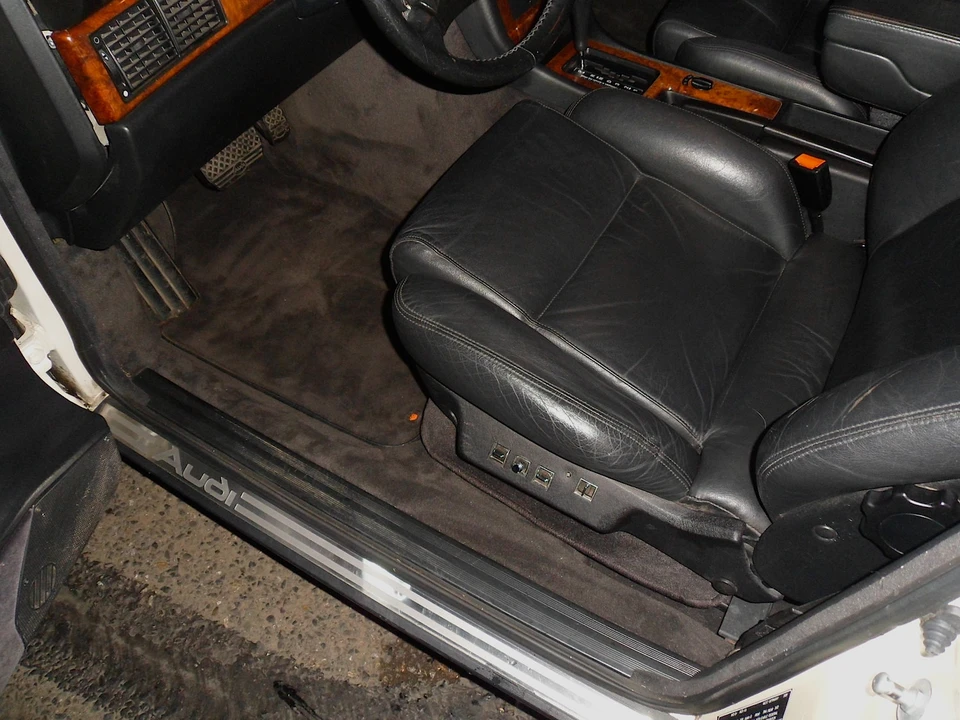 1990 Audi D2 A8 - Image 29 of 31
