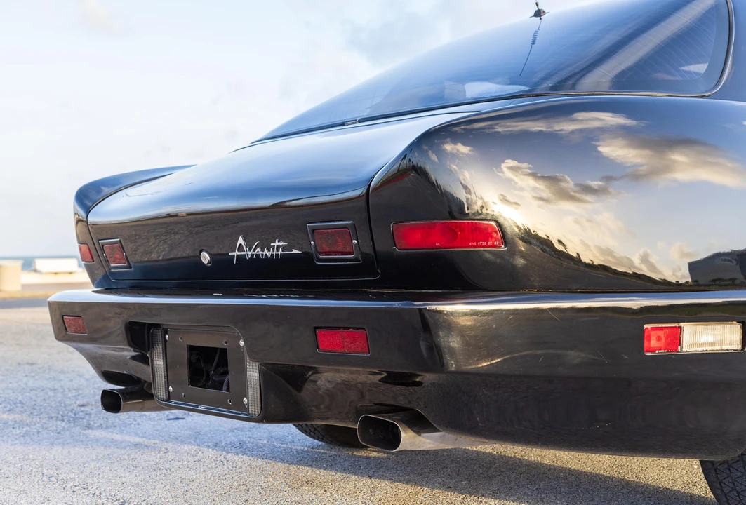 1990 Studebaker Avanti - Image 29 of 31