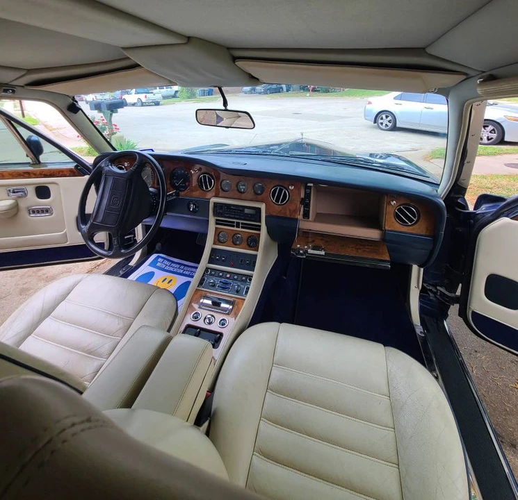 1990 Bentley Mulsanne 1st Gen - Image 17 of 24