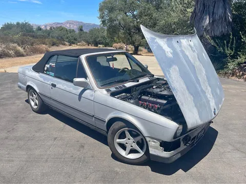 1990 BMW 3 Series 325i Convertible 2D