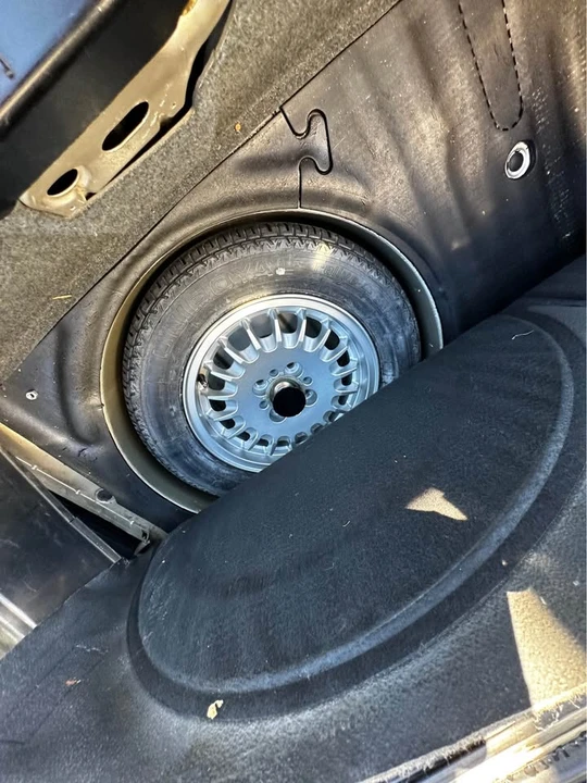 1990 BMW E30 3 Series - Image 12 of 17