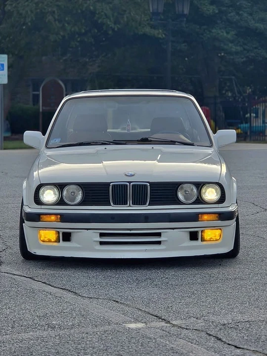 1990 BMW E30 3 Series - Image 3 of 17