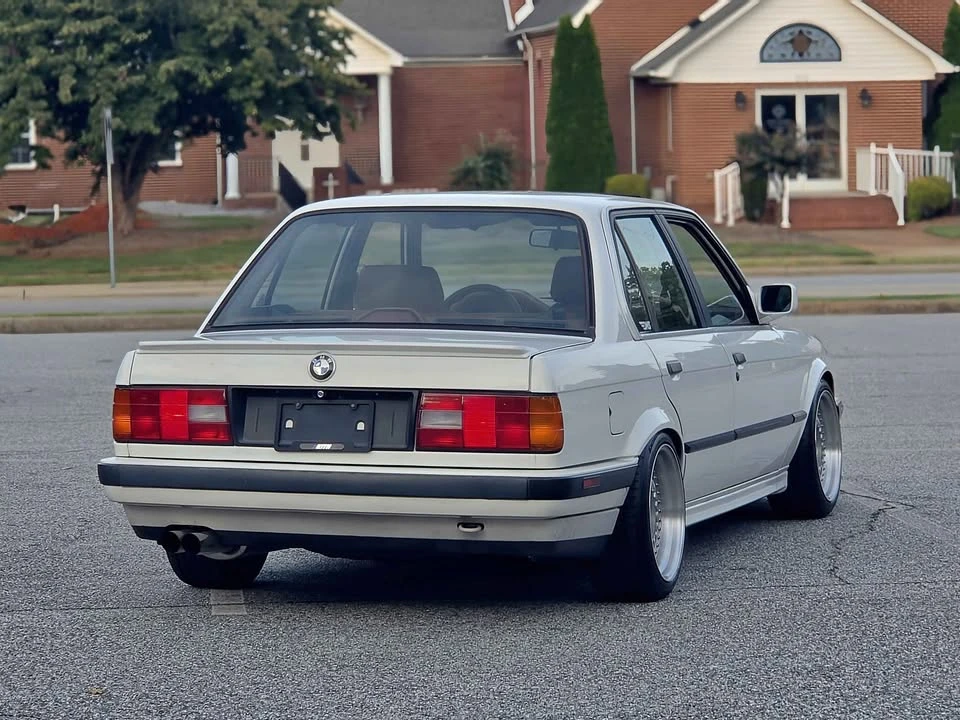 1990 BMW E30 3 Series - Image 9 of 17