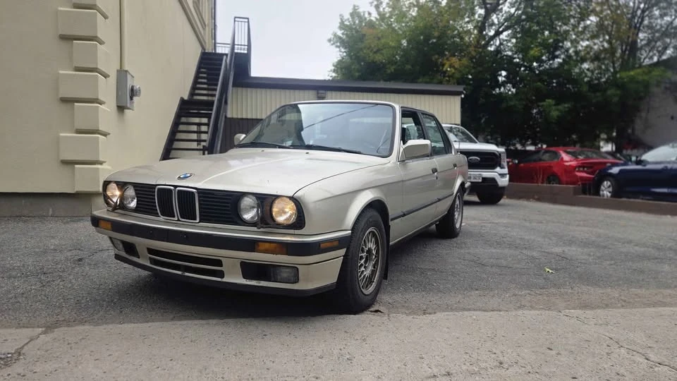 1990 BMW E30 3 Series - Image 2 of 14