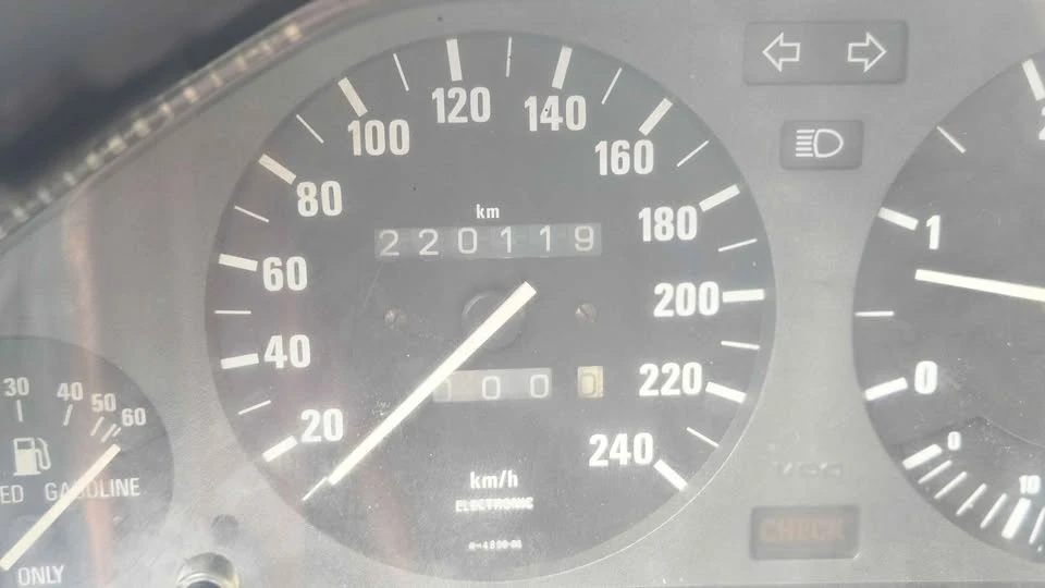 1990 BMW E30 3 Series - Image 14 of 14