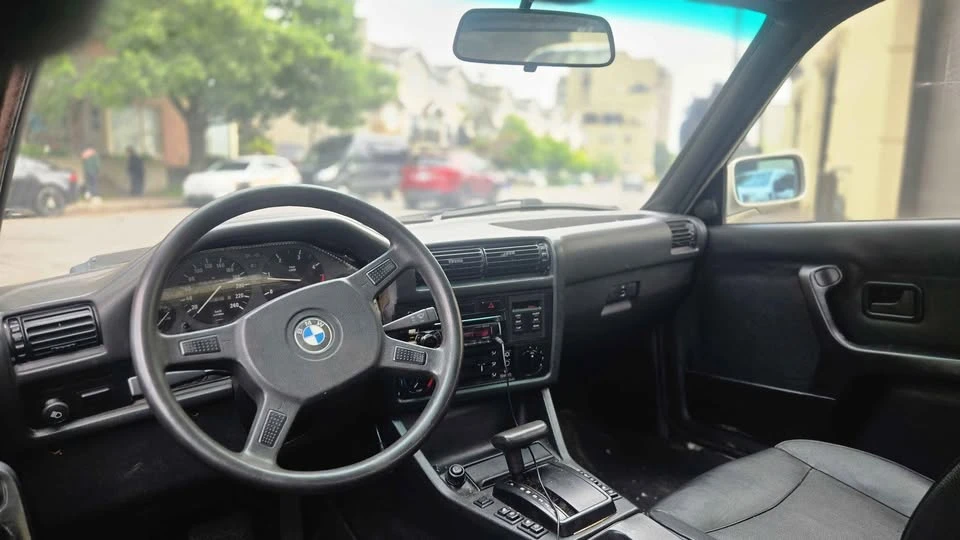 1990 BMW E30 3 Series - Image 10 of 14