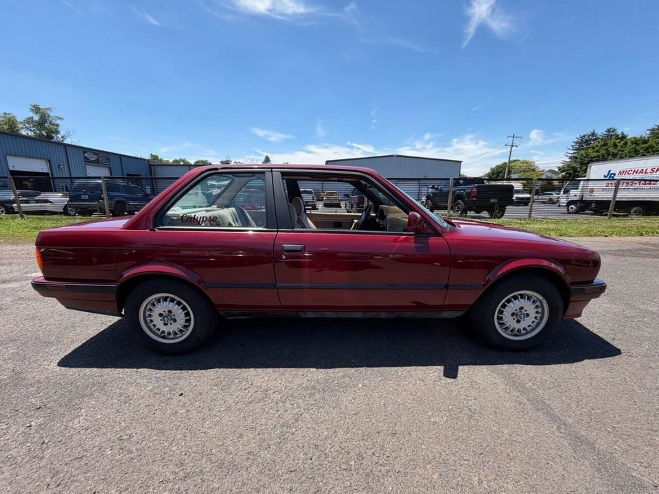 1990 BMW E30 3 Series - Image 13 of 31