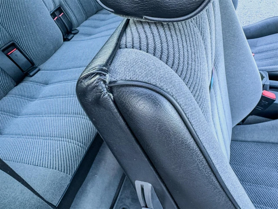 1990 BMW E30 3 Series - Image 24 of 31