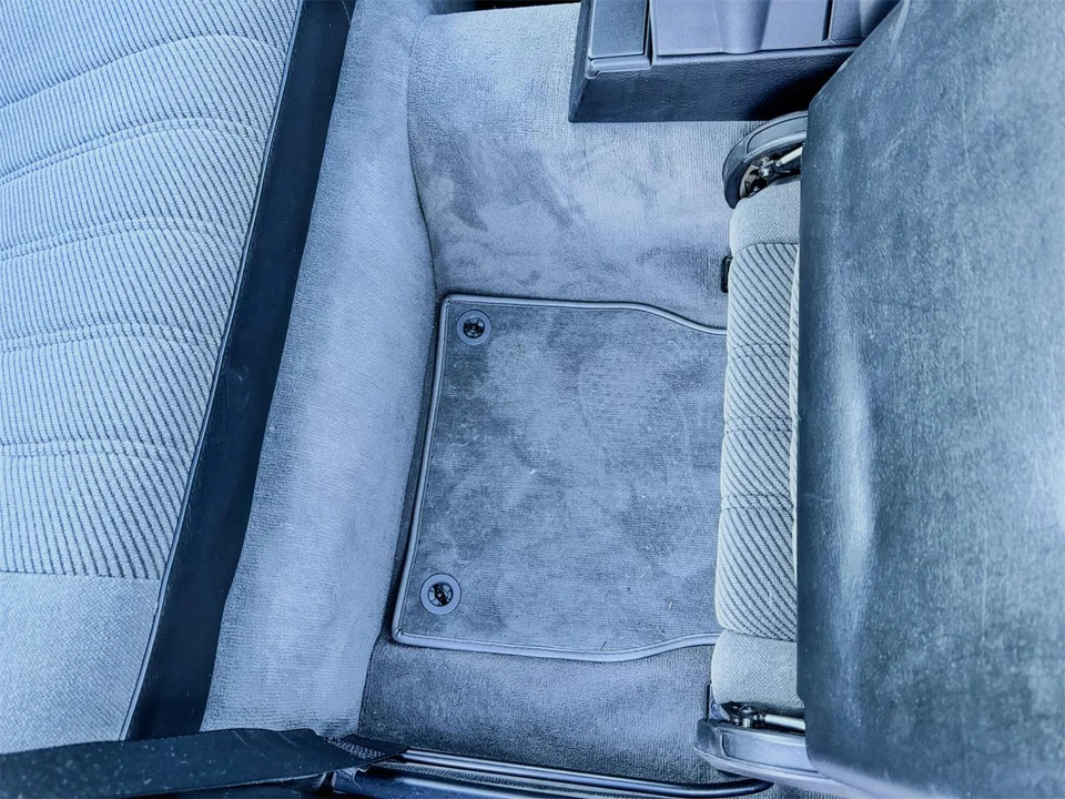1990 BMW E30 3 Series - Image 30 of 31
