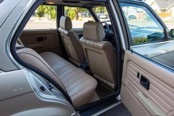 1990 BMW E30 3 Series - Image 8 of 21