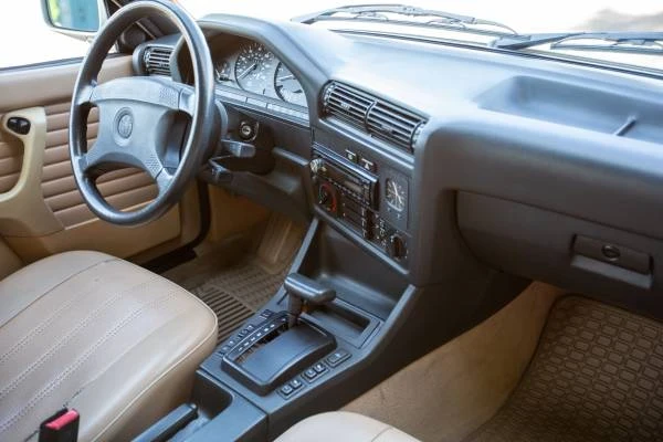 1990 BMW E30 3 Series - Image 11 of 21
