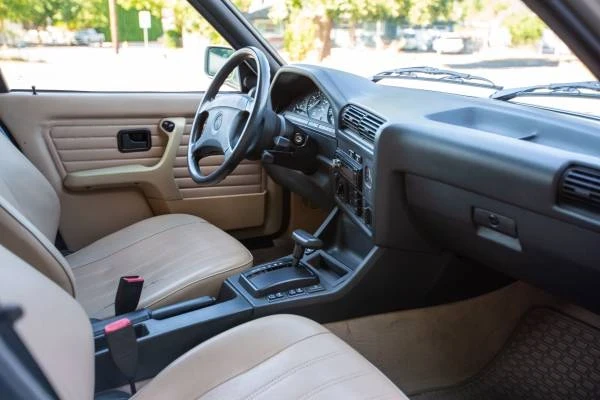 1990 BMW E30 3 Series - Image 10 of 21