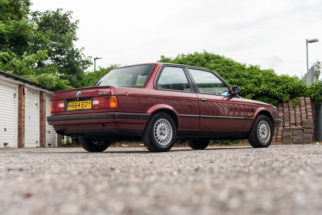 1990 BMW E30 3 Series - Image 11 of 30