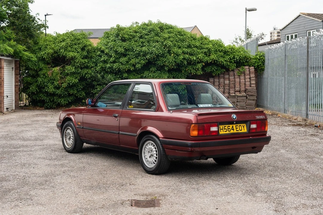 1990 BMW E30 3 Series - Image 14 of 30