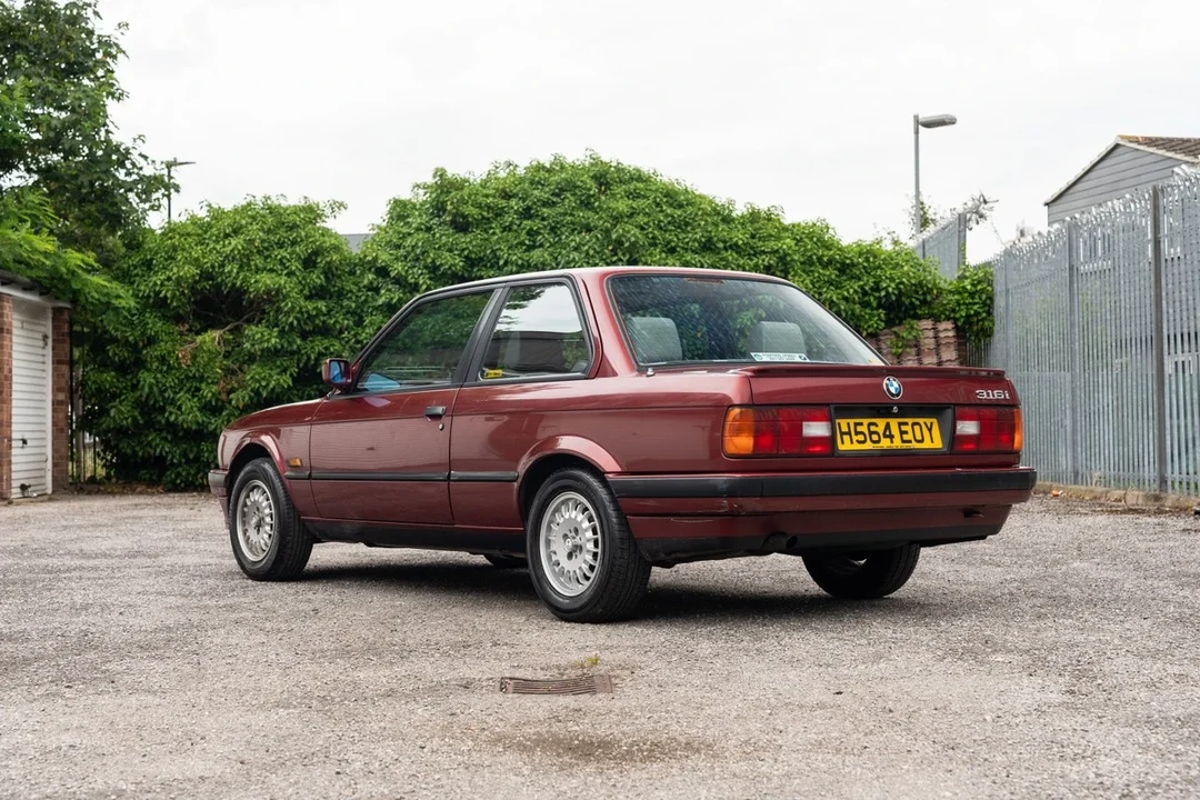 1990 BMW E30 3 Series - Image 9 of 30