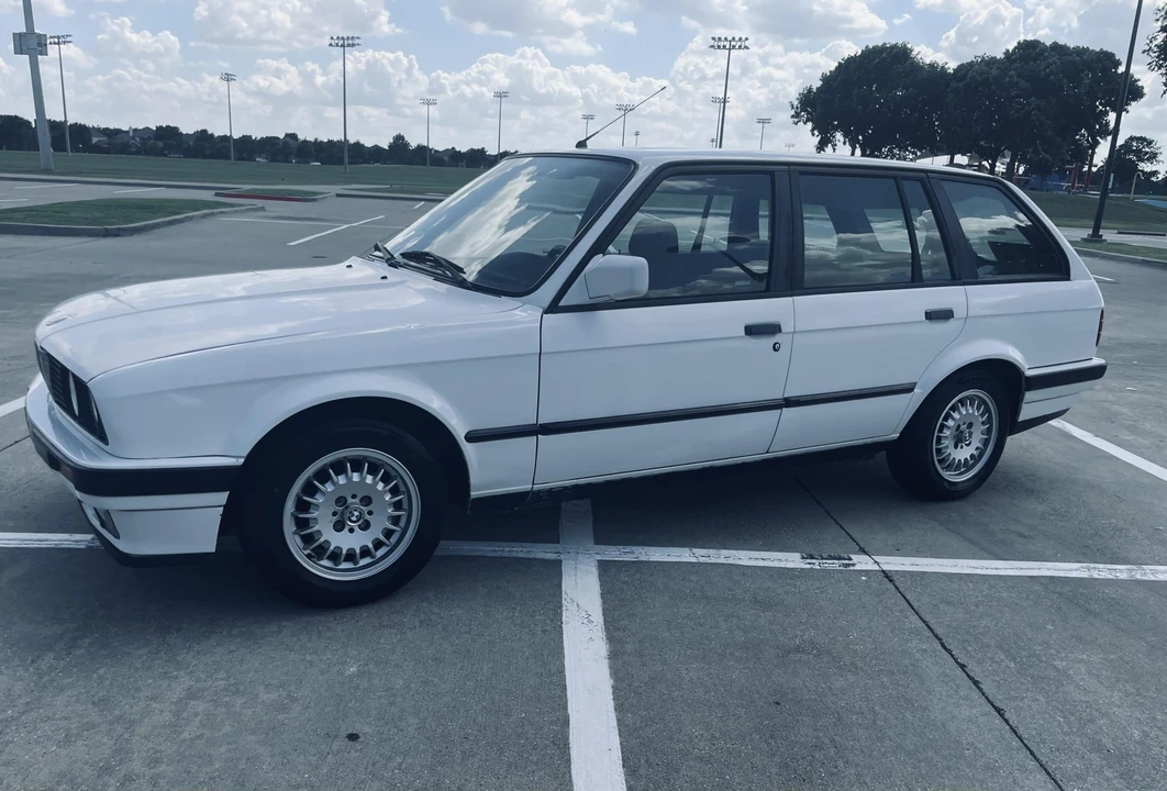 1990 BMW E30 3 Series - Image 4 of 31