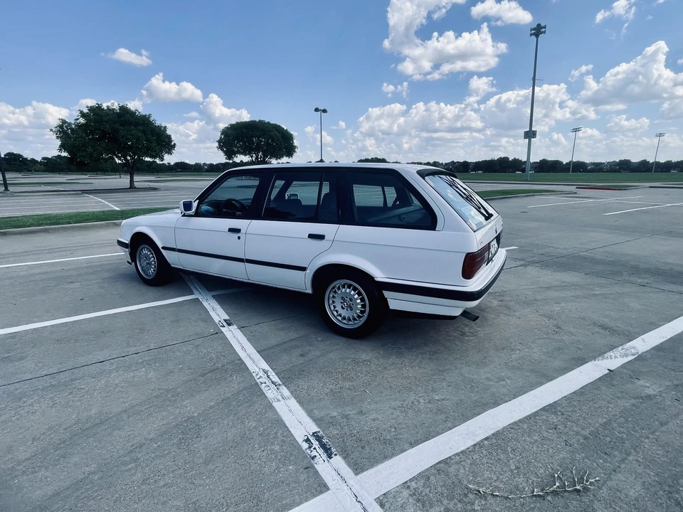 1990 BMW E30 3 Series - Image 7 of 31