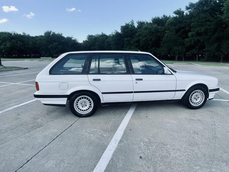 1990 BMW E30 3 Series - Image 12 of 31