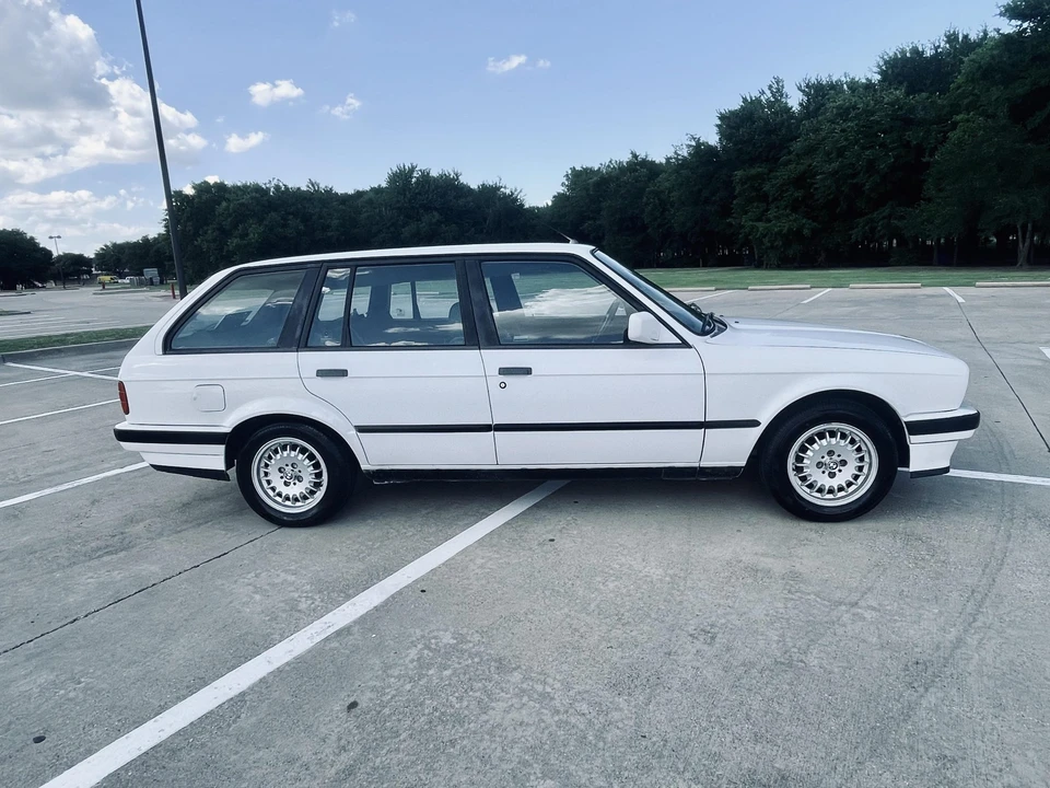 1990 BMW E30 3 Series - Image 13 of 31