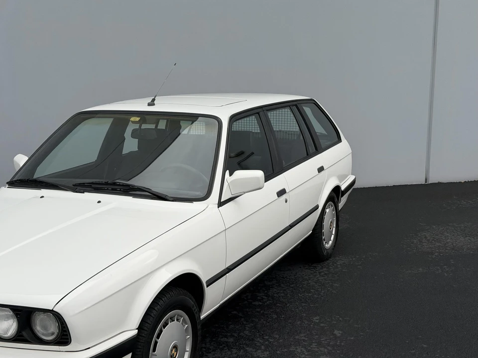 1990 BMW E30 3 Series - Image 30 of 31