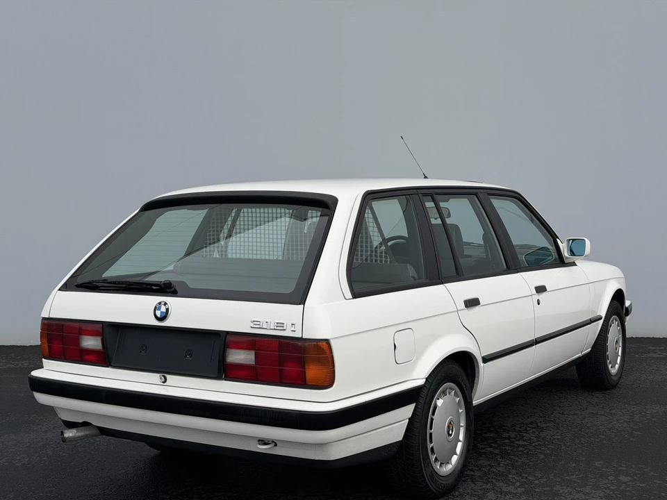 1990 BMW E30 3 Series - Image 15 of 31