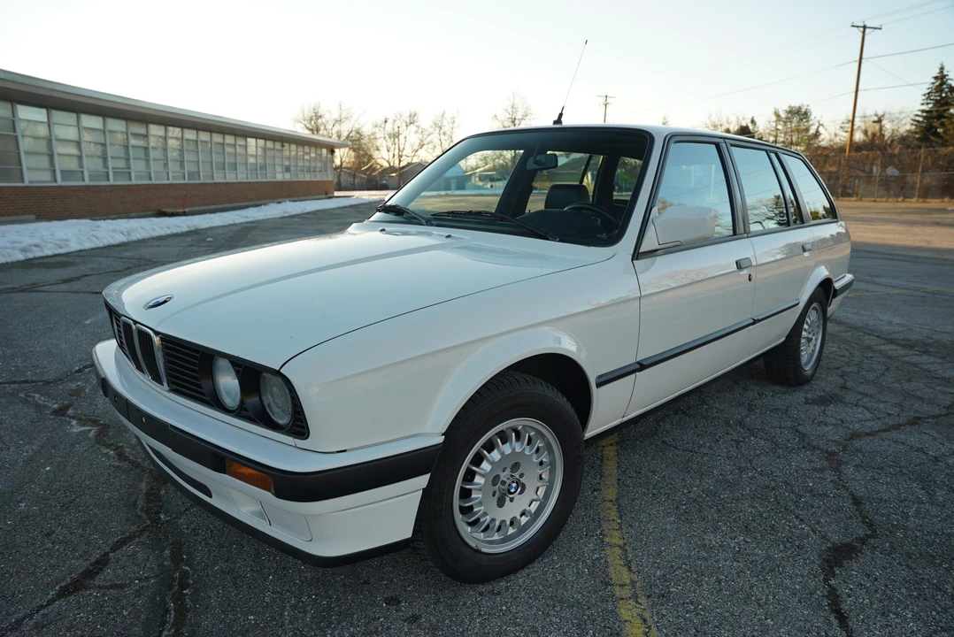 1990 BMW E30 3 Series - Image 3 of 31