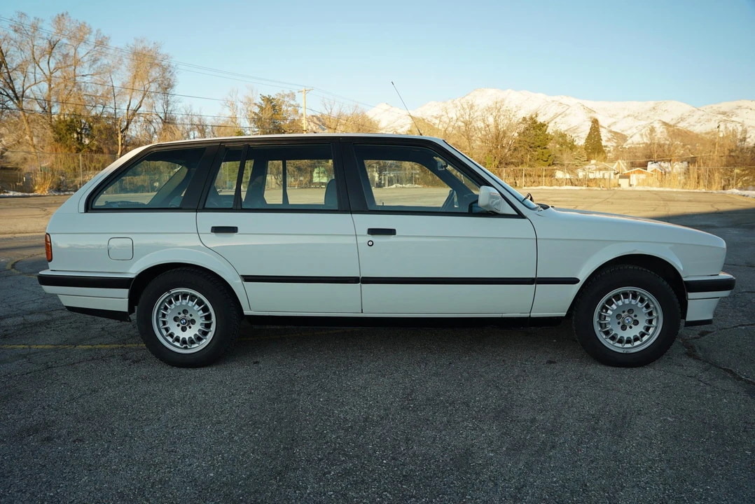 1990 BMW E30 3 Series - Image 23 of 31