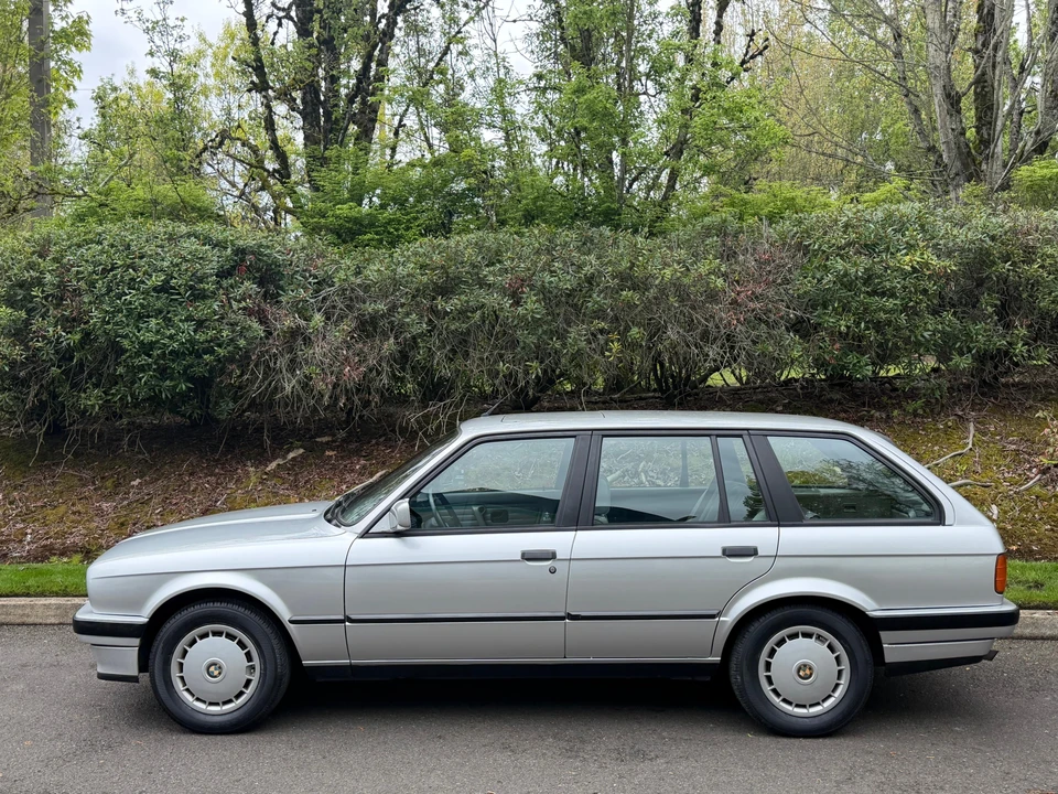 1990 BMW E30 3 Series - Image 9 of 31