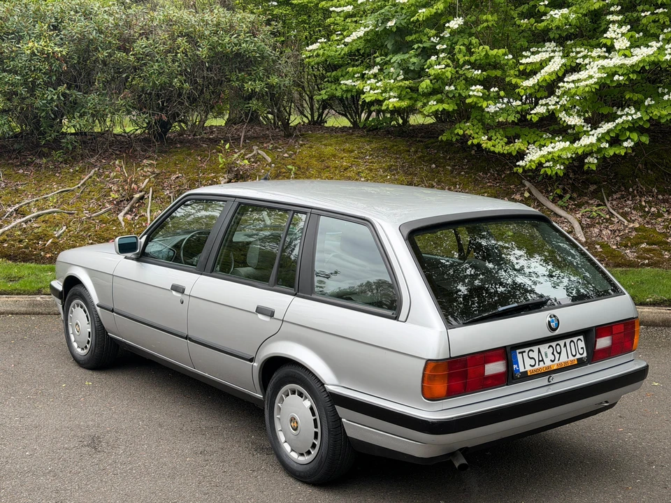 1990 BMW E30 3 Series - Image 11 of 31