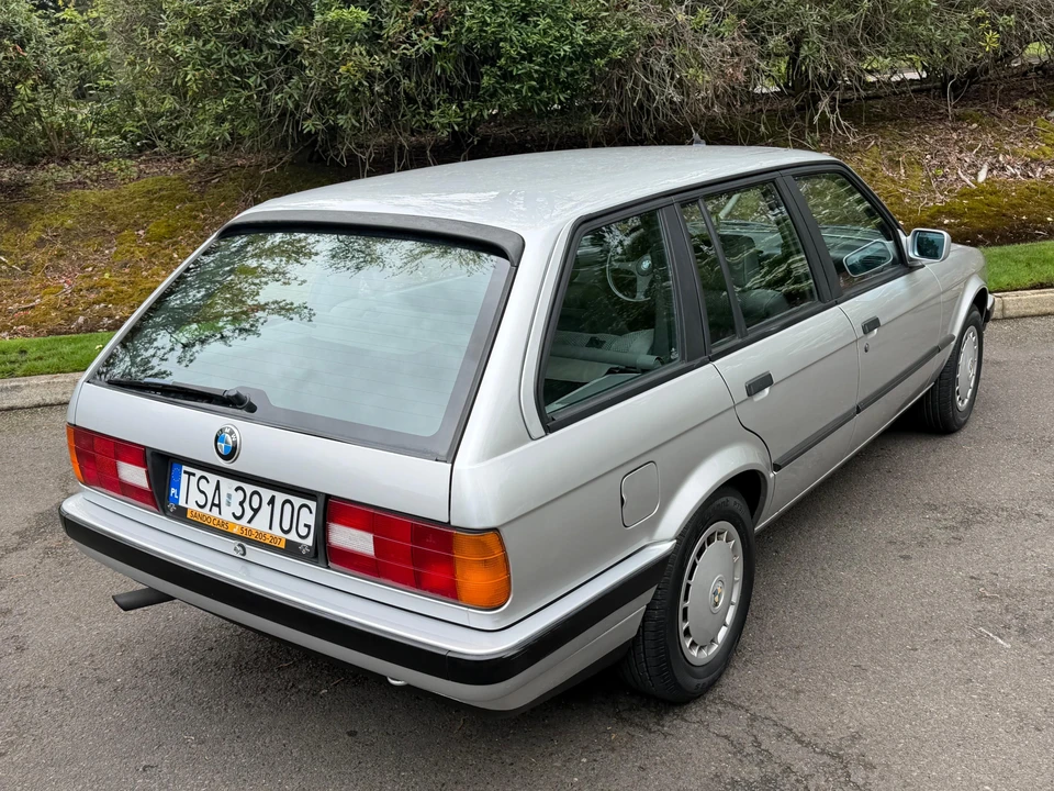 1990 BMW E30 3 Series - Image 13 of 31
