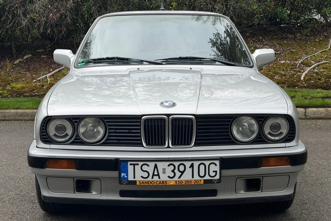 1990 BMW E30 3 Series - Image 2 of 31