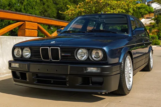 1990 BMW 318i Touring
