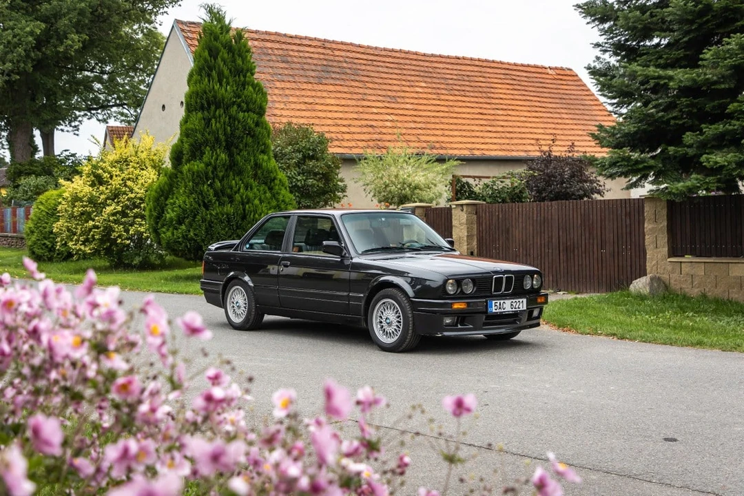 1990 BMW E30 3 Series - Image 16 of 30