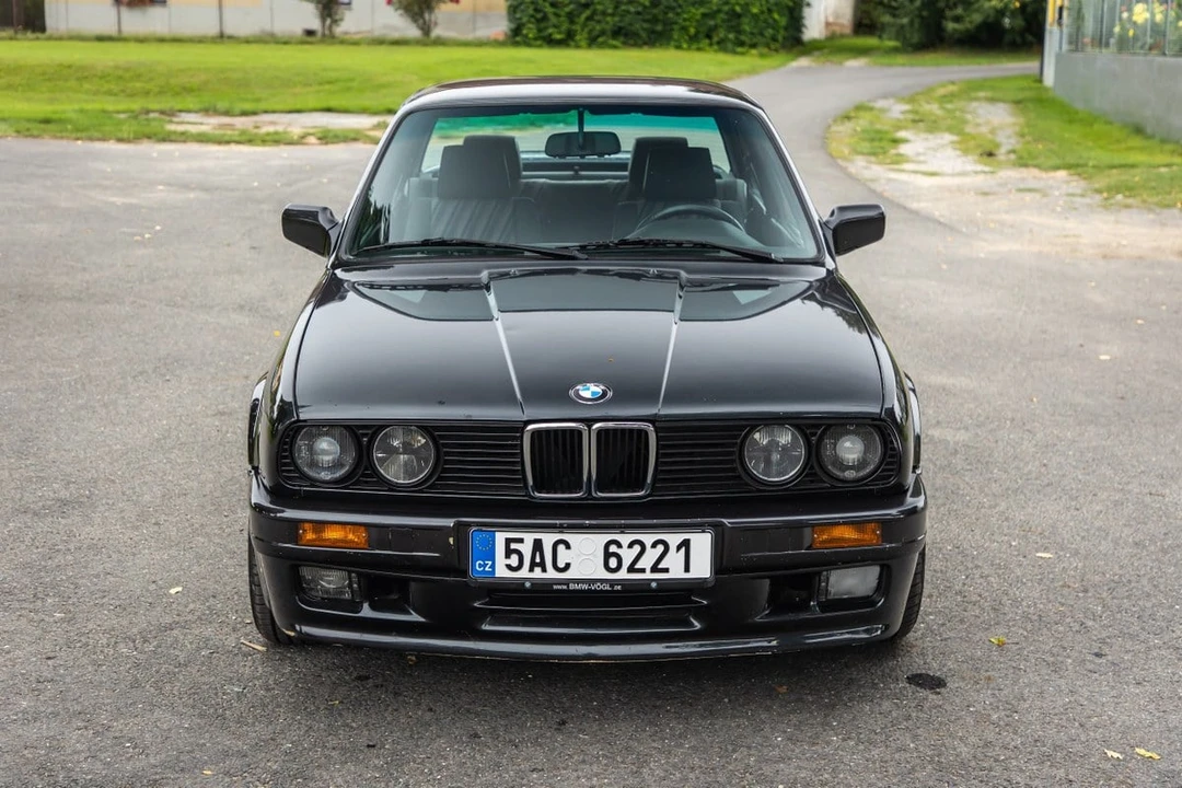 1990 BMW E30 3 Series - Image 3 of 30