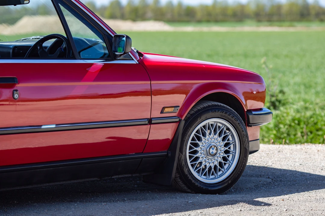 1990 BMW E30 3 Series - Image 15 of 31