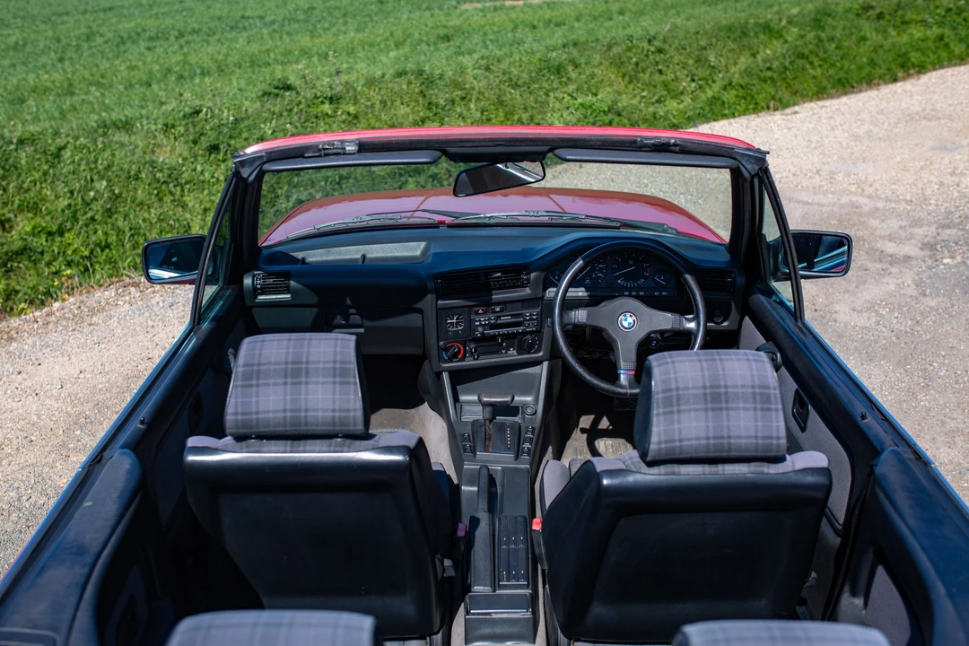 1990 BMW E30 3 Series - Image 24 of 31
