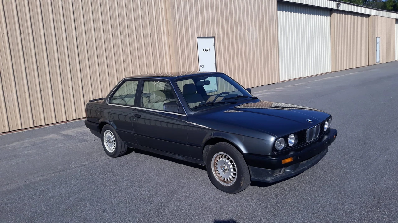 1990 BMW E30 3 Series - Image 20 of 31