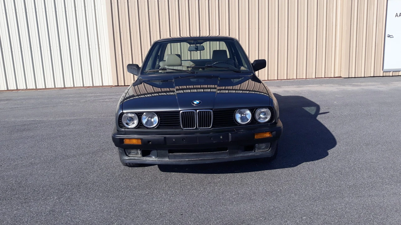 1990 BMW E30 3 Series - Image 3 of 31