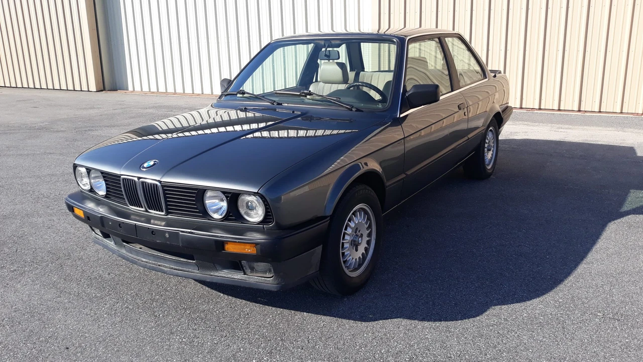 1990 BMW E30 3 Series - Image 5 of 31