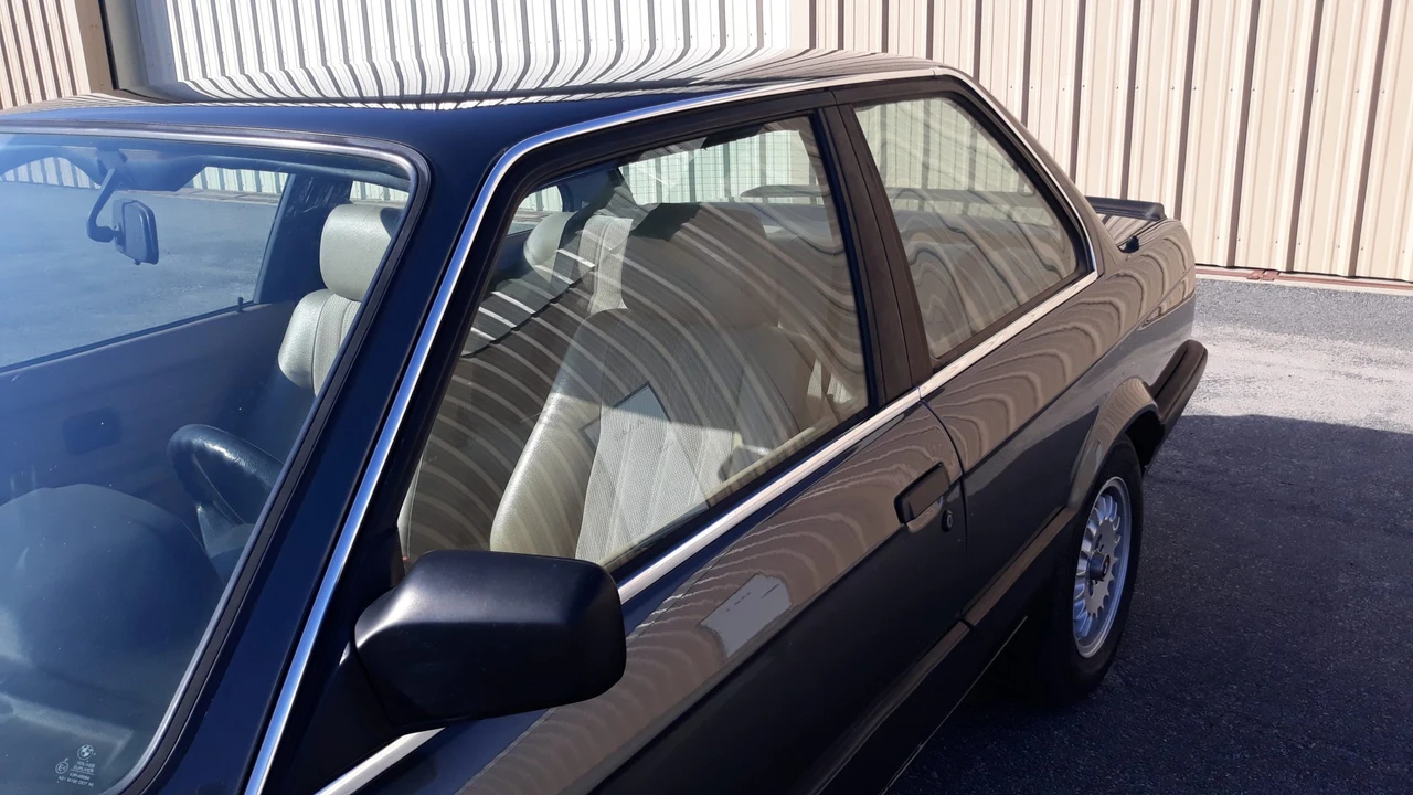 1990 BMW E30 3 Series - Image 26 of 31