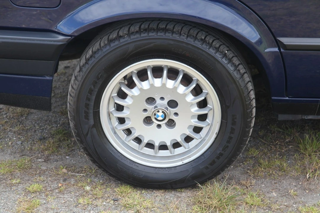 1990 BMW E30 3 Series - Image 21 of 30