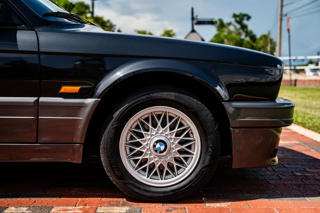 1990 BMW E30 3 Series - Image 19 of 31