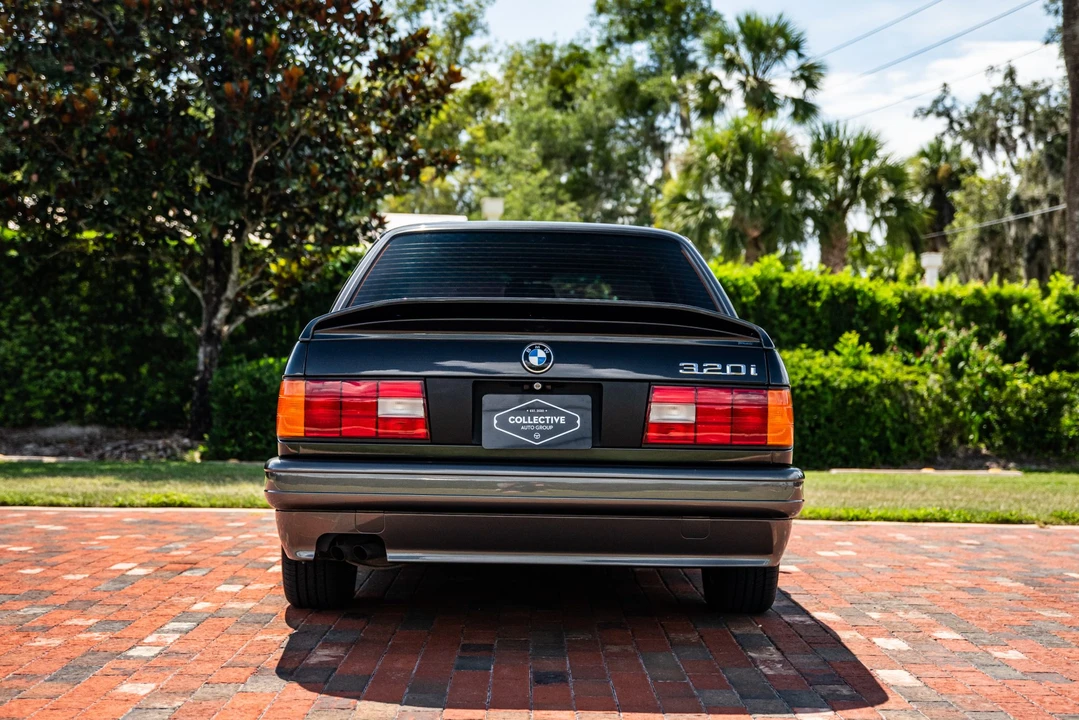1990 BMW E30 3 Series - Image 13 of 31