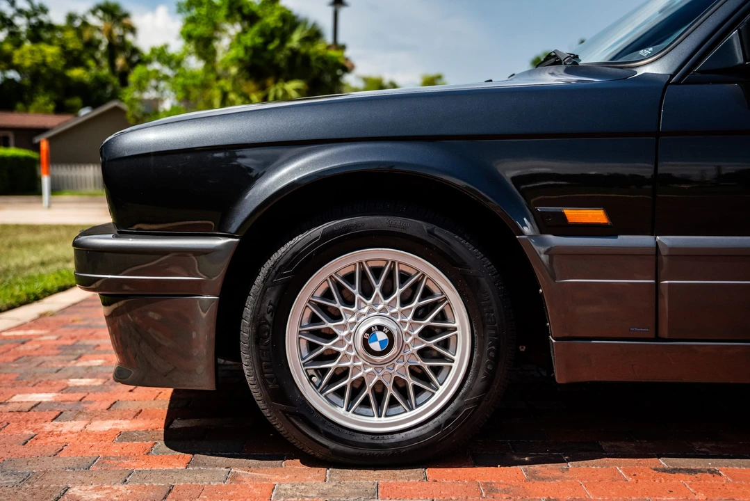 1990 BMW E30 3 Series - Image 22 of 31