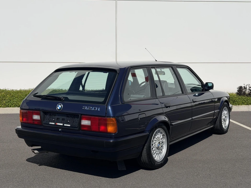 1990 BMW E30 3 Series - Image 13 of 31