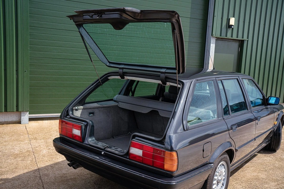 1990 BMW E30 3 Series - Image 27 of 30
