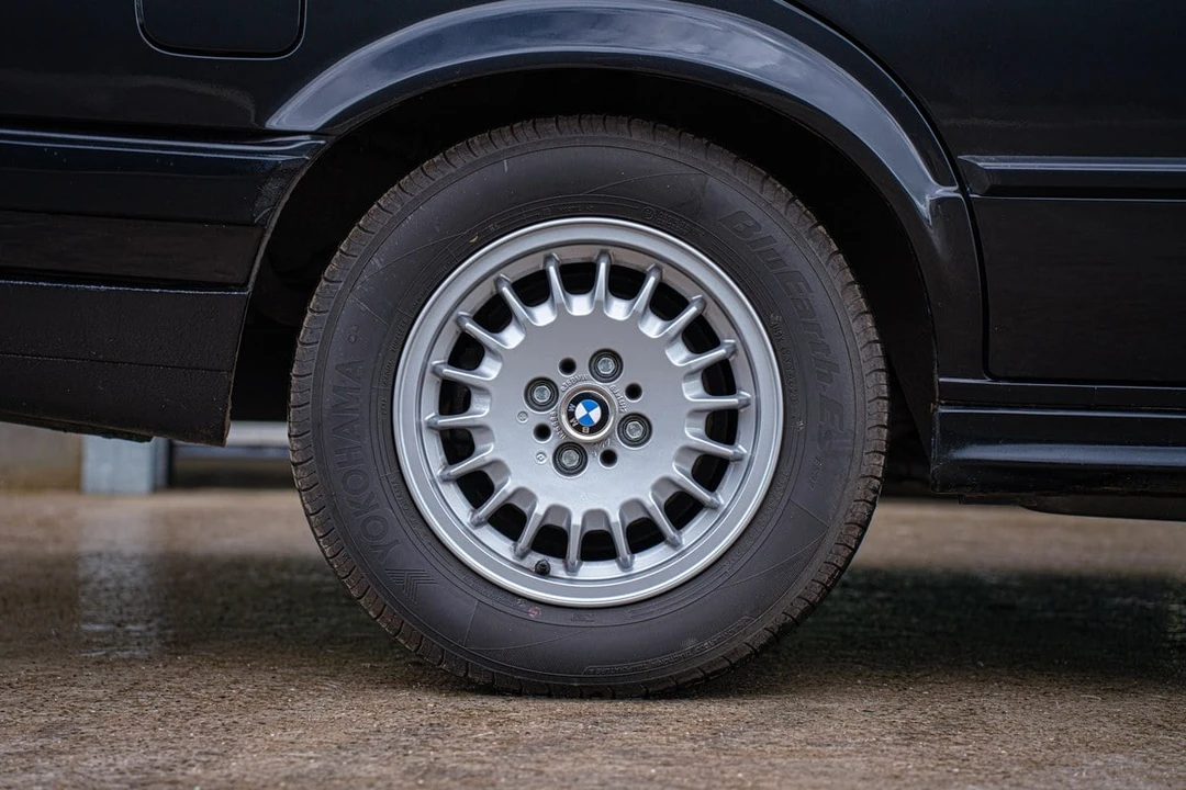1990 BMW E30 3 Series - Image 23 of 30