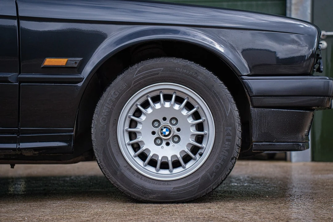 1990 BMW E30 3 Series - Image 22 of 30
